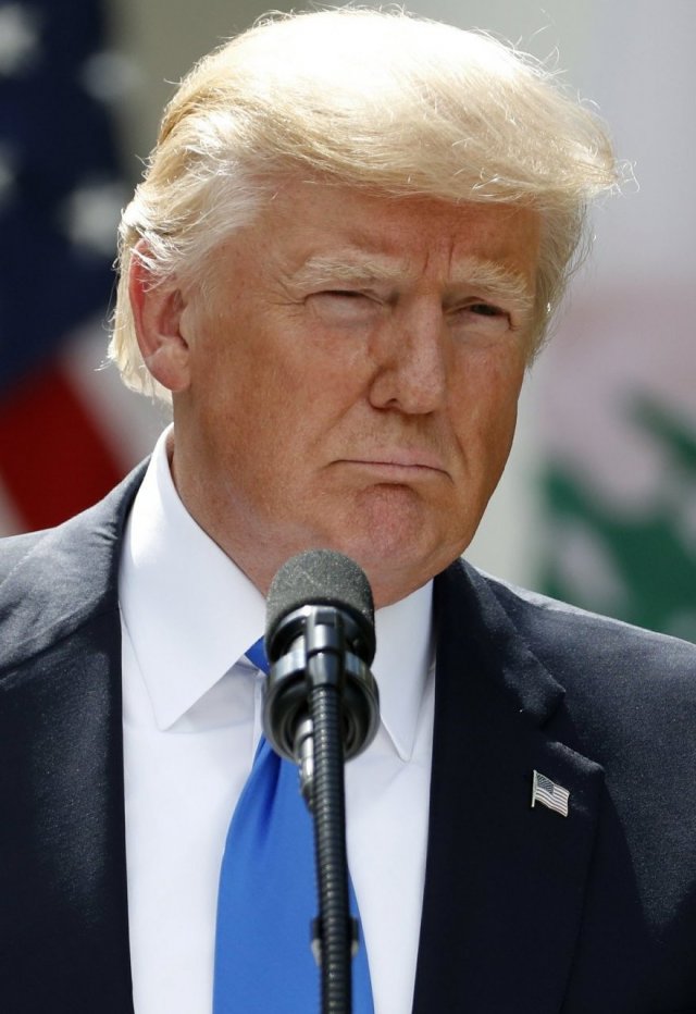 Иран выдал санкцию на арест Трампа